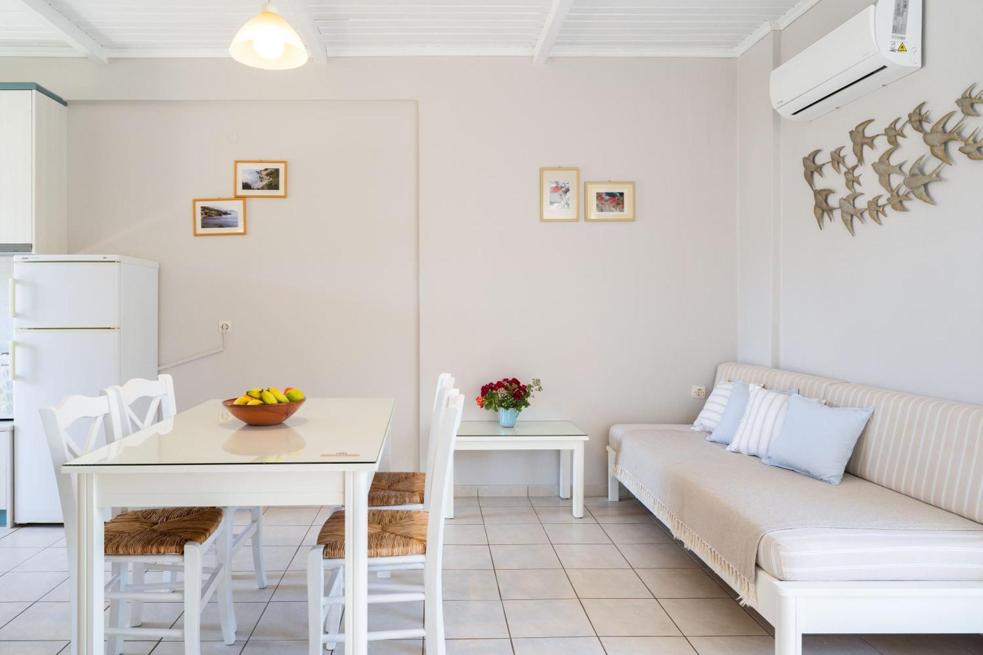 פלאקיאס Medousa Studio & Apartments מראה חיצוני תמונה